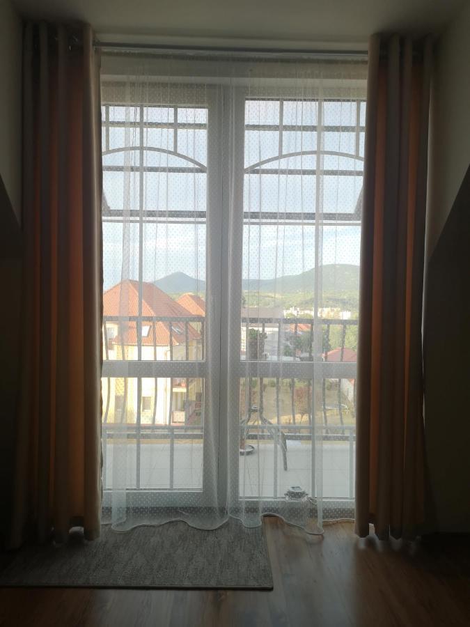 Orsika Hilltop Apartman Eger Ngoại thất bức ảnh