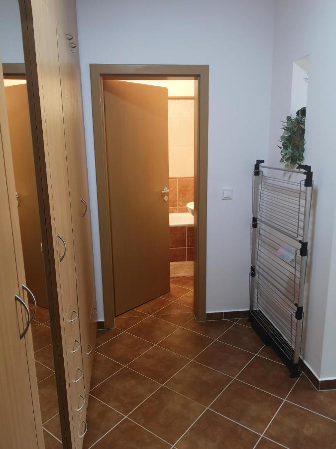 Orsika Hilltop Apartman Eger Ngoại thất bức ảnh